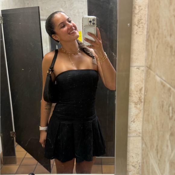 Meet your Posher, Valentina - Picture 1 of 1